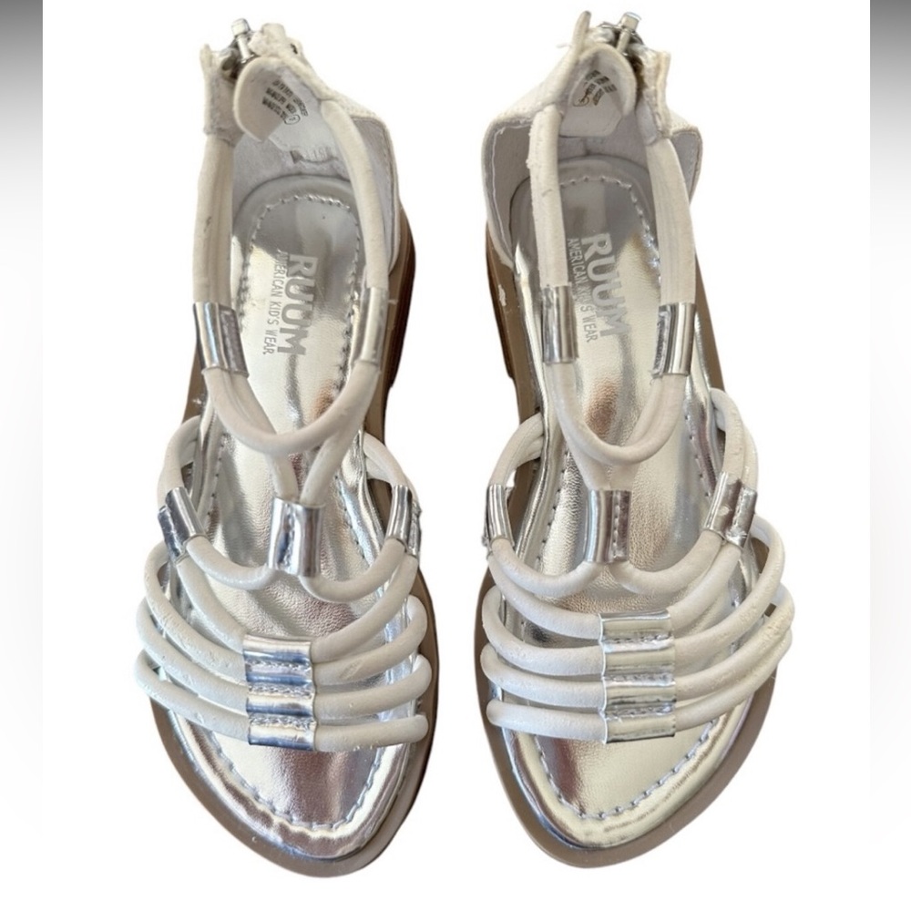 RUUM Strappy Sandals